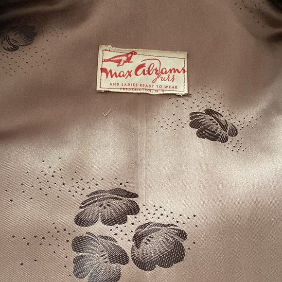 Vintage 1952 Muskrat Fur Jacket - Picture 7 of 7